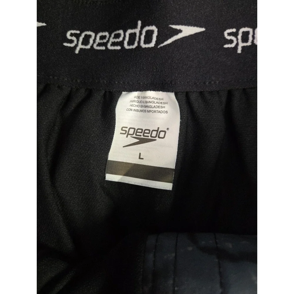 Speedo Mens Swim‎ trunks Size L Hydro Square Leg 4-Way Comfort Stretch UPF 50+